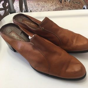 Leather hill mules